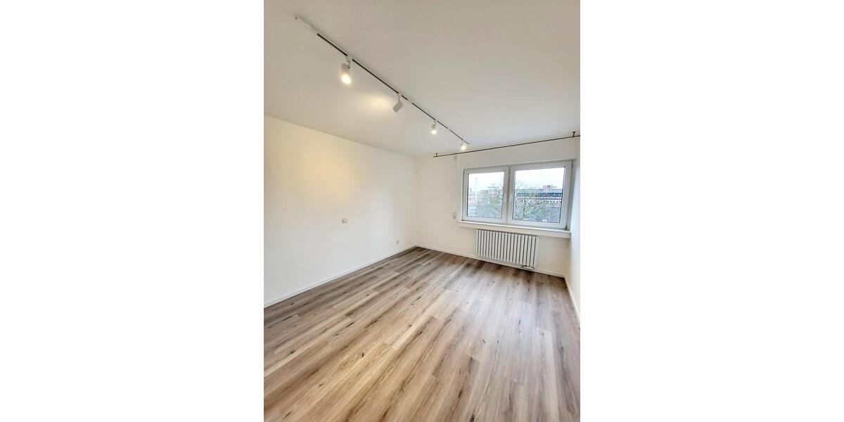 Etagenwohnung Mülheim an der Ruhr Broich - 4 Zimmer, 92 m&sup2;, 1.300&euro; | Angebot:26413329