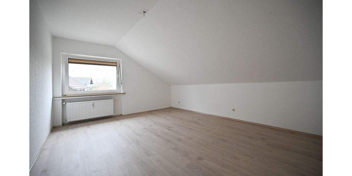 Etagenwohnung Hattingen Winz-Baak - 3 Zimmer, 75 m&sup2;, 590&euro; | Angebot:25248419