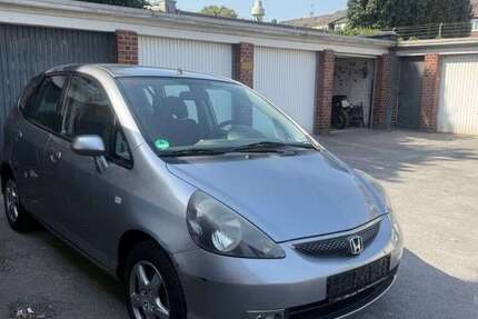 Honda Jazz 293.000 km 2.000 € Essen 45143
