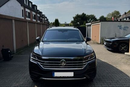 VW Touareg 142.000 km 35.000 € Essen 45327