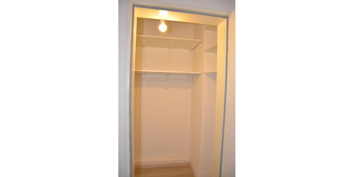 Helle 2,5 Zi-Komfortwohnung in ruhiger Lage, großer Sonnenbalkon, nahe Innenstadt - Etagenwohnung Bochum Innenstadt | Angebot:27567596