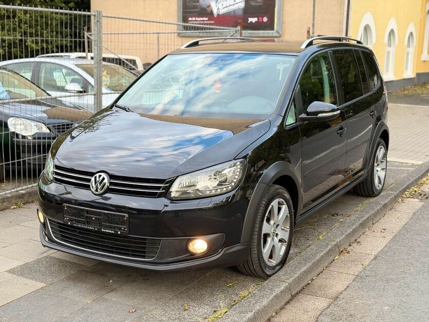 VW Touran 200.000 km 9.690 € Castrop-Rauxel 44577