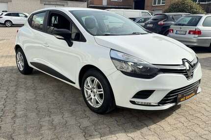 Renault Clio 94.906 km 6.900 &euro; Gelsenkirchen 45881