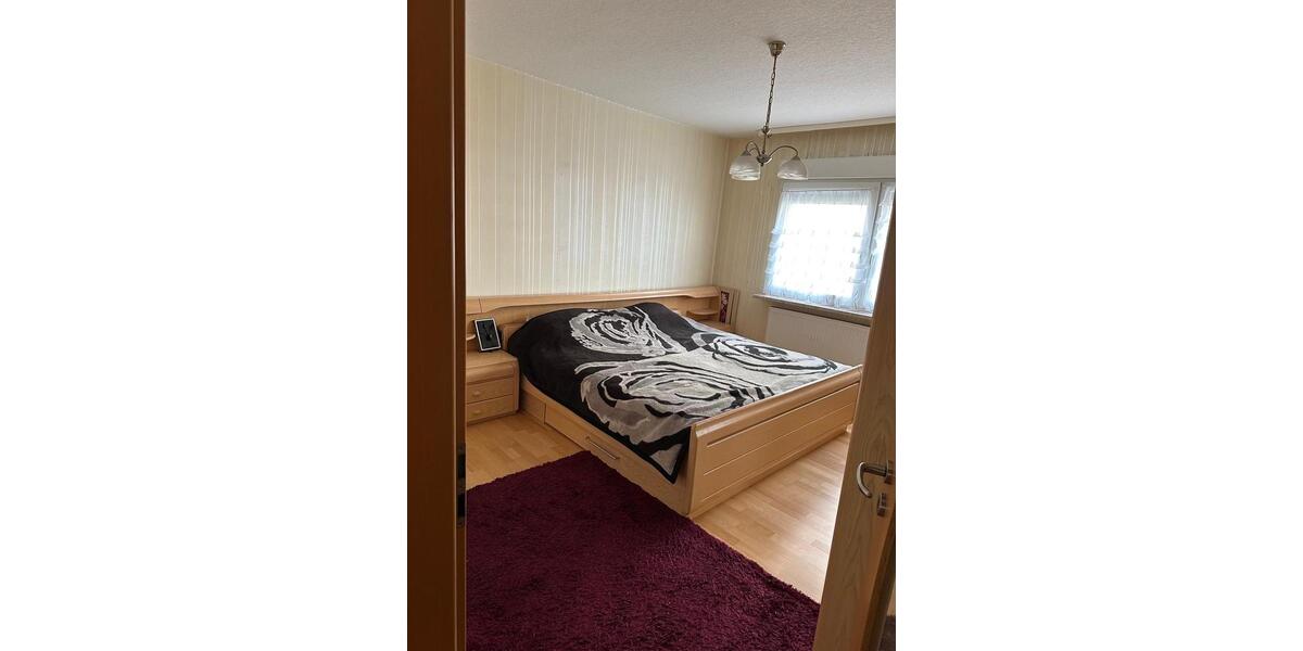 Etagenwohnung Bochum Bochum-Mitte - 4 Zimmer, 70 m&sup2;, 1.100&euro; | Angebot:26414588