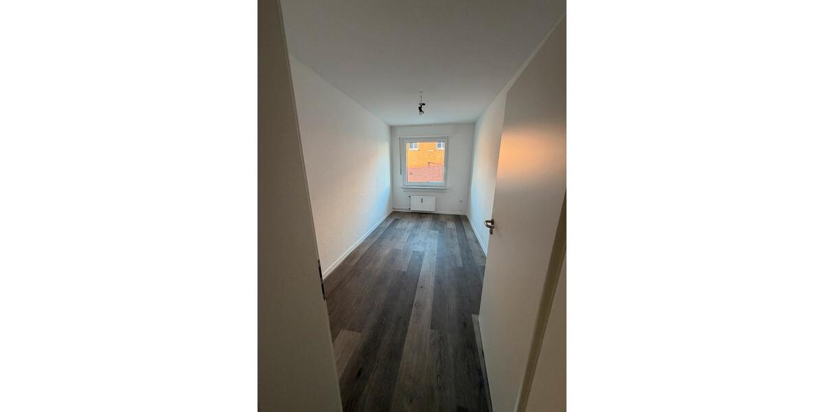 Erdgeschoßwohnung Mülheim an der Ruhr - 3.5 Zimmer, 64 m&sup2;, 765&euro; | Angebot:25714488