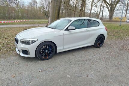 BMW M140i