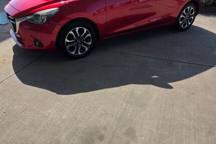 Mazda 2 95.000 km 7.250 &euro; Gelsenkirchen 45899