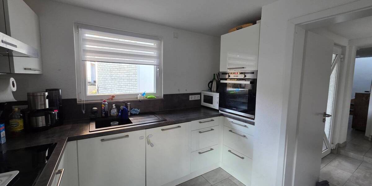 Doppelhaushälfte Velbert Kostenberg - 9 Zimmer, 259 m&sup2;, 650.000&euro; | Angebot:25680192