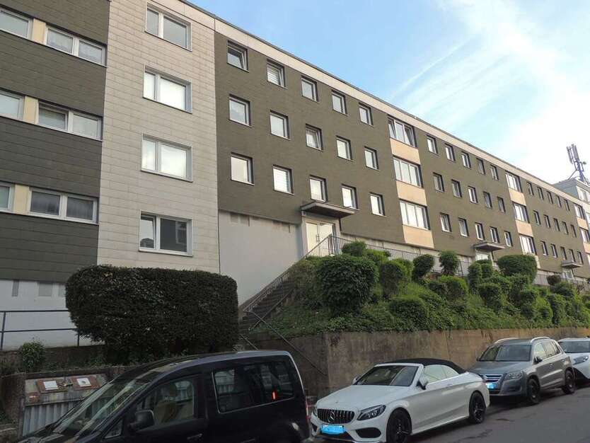 Wohnung zum Mieten in Wuppertal 590 € 82.19 m²