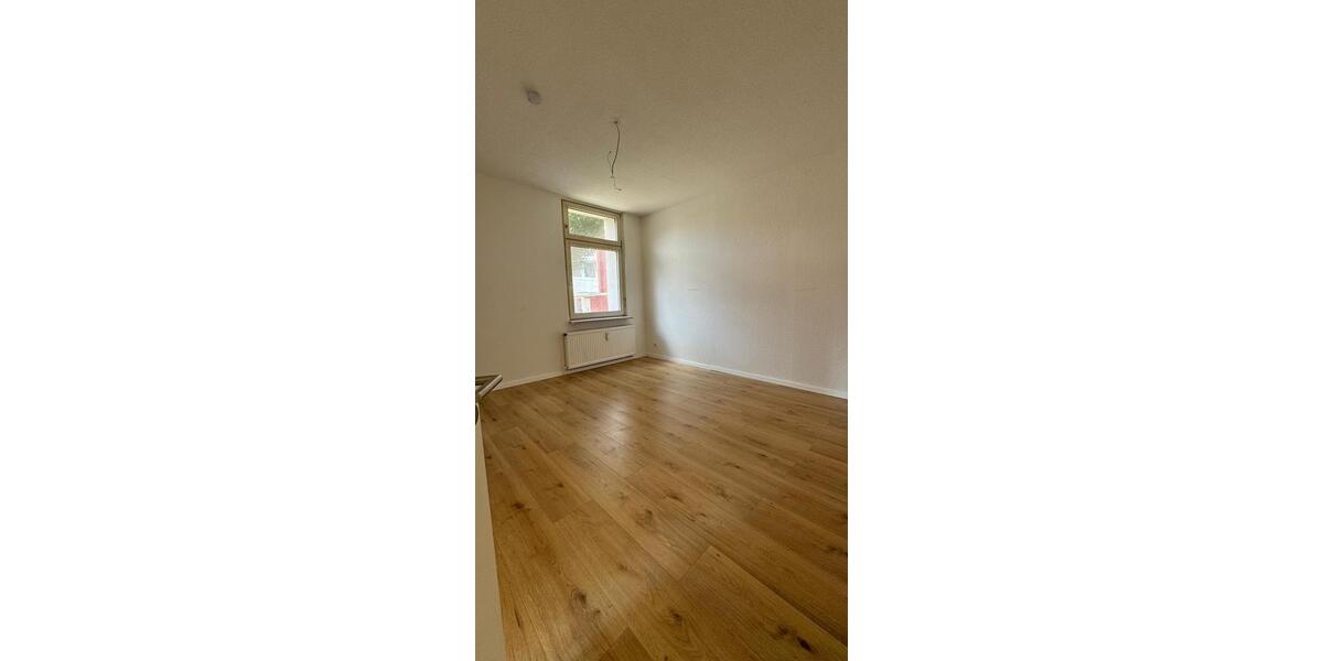 Erdgeschoßwohnung Gelsenkirchen Rotthausen - 2.5 Zimmer, 67 m&sup2;, 450&euro; | Angebot:26442689