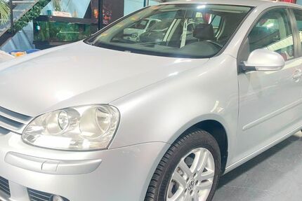 VW Golf 121.000 km 4.490 &euro; Bottrop 46238