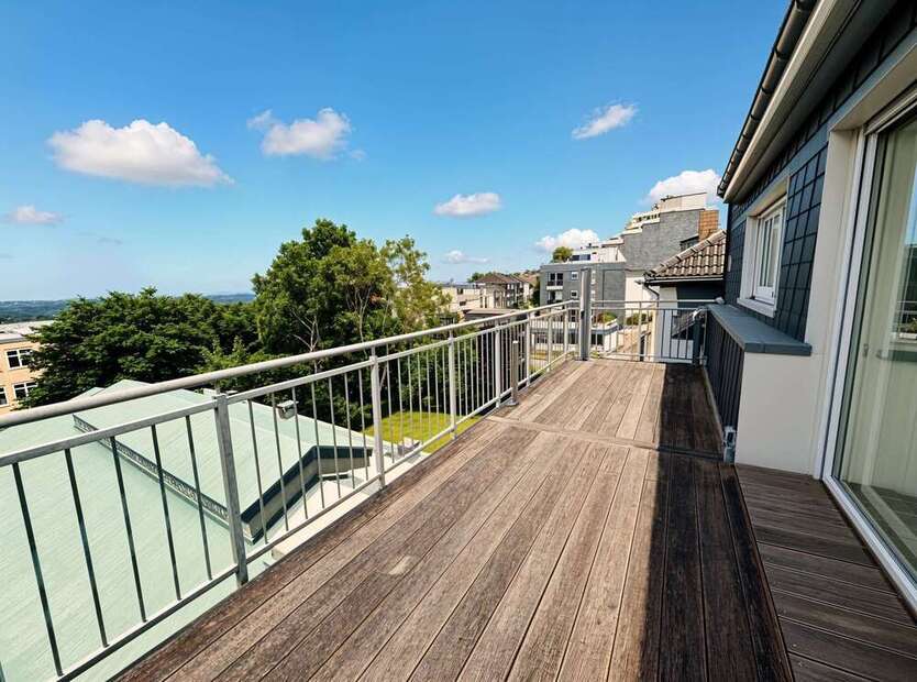 Haus zum Kaufen in Remscheid 990.000 € 335 m²
