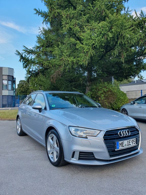 Audi A3 110.000 km 13.490 € Velbert 42551