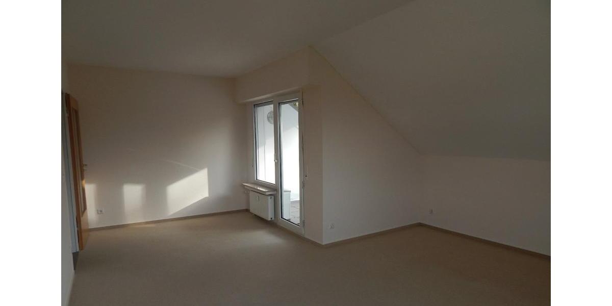 Dachgeschoßwohnung Dortmund Aplerbeck - 3.5 Zimmer, 105 m&sup2;, 995&euro; | Angebot:26428265