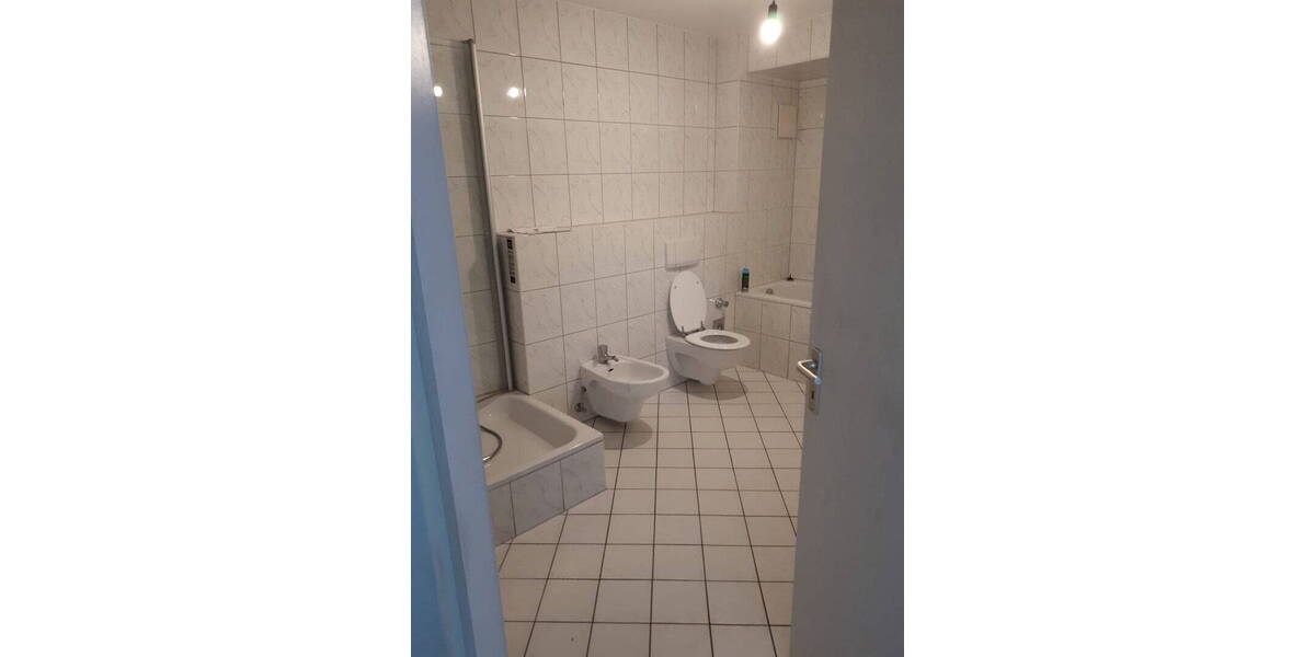 Etagenwohnung Bochum Linden - 3 Zimmer, 102 m&sup2;, 1.050&euro; | Angebot:26413975