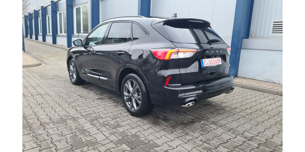 Ford Kuga 29.700 km 23.400 &euro; Essen 45276
