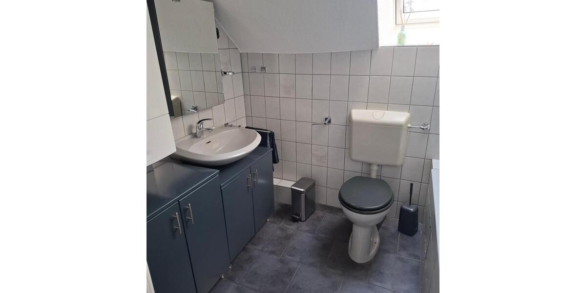 Dachgeschoßwohnung Witten Annen - 3.5 Zimmer, 82 m&sup2;, 129.000&euro; | Angebot:27000619