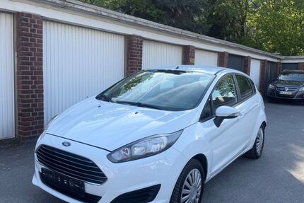 Ford Fiesta 82.000 km 5.800 &euro; Essen 45143