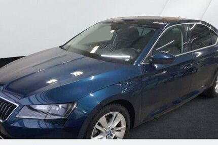 Skoda Superb 2.343 km 23.880 &euro; Bochum 44809