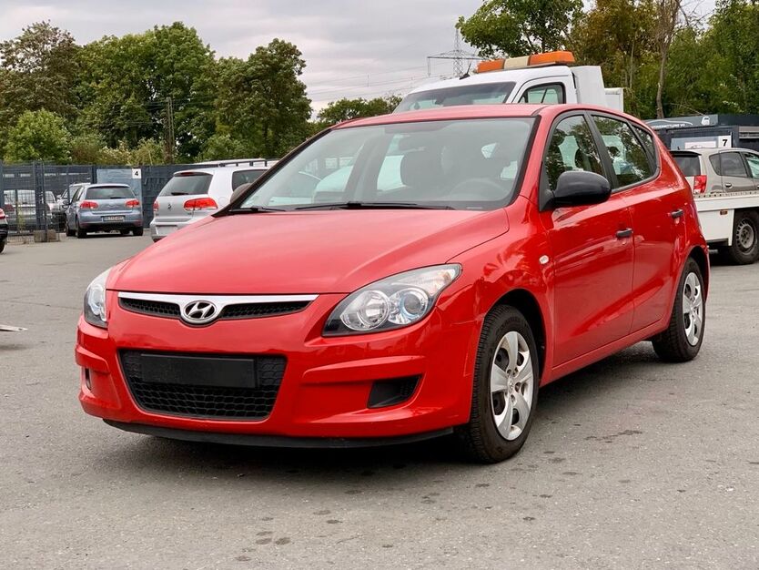 Hyundai i30 143.445 km 1.500 € Gelsenkirchen 45884