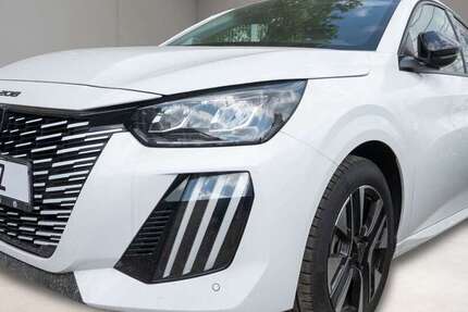 Peugeot 208 18.018 km 19.090 &euro; Bochum 44801