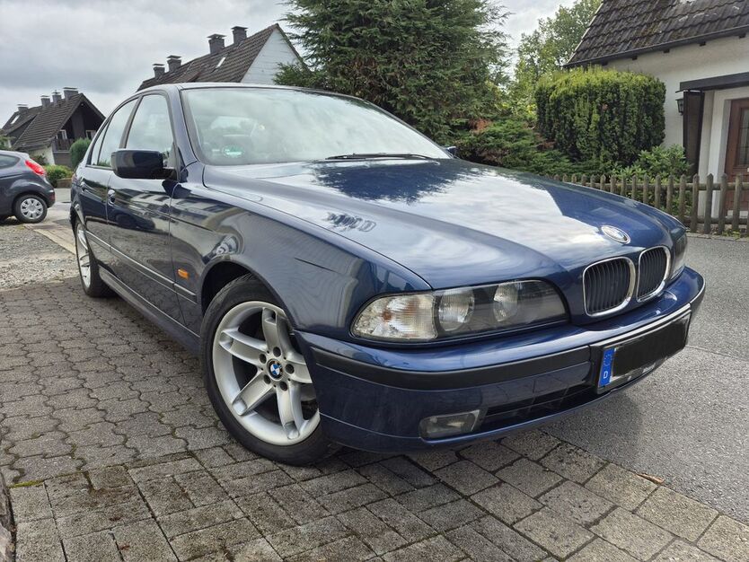BMW 523 183.507 km 4.990 € Ennepetal 58256