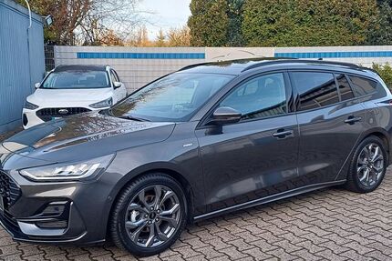 Ford Focus 18.500 km 26.980 &euro; Essen 45307