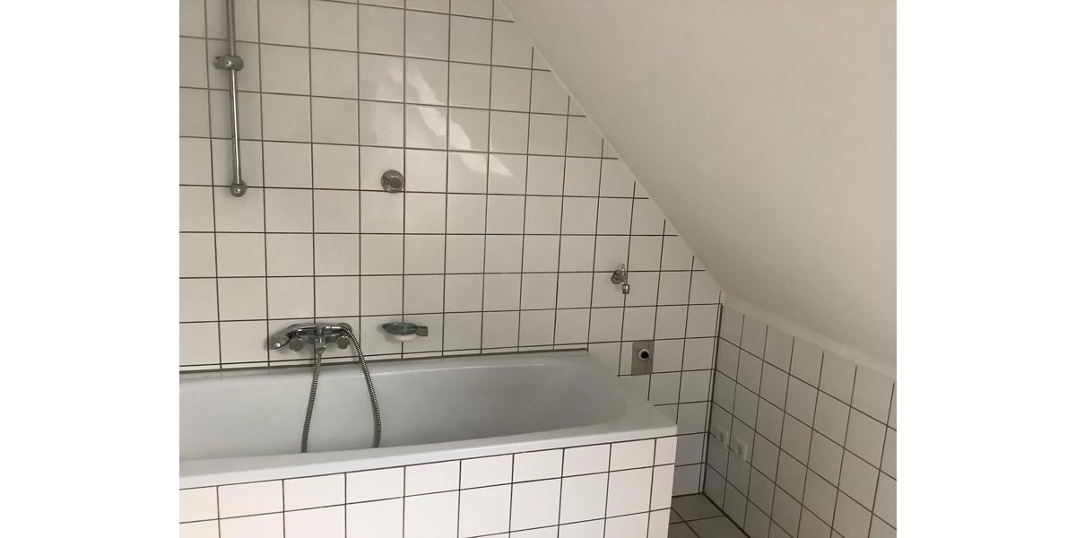 Dachgeschoßwohnung Gelsenkirchen Buer - 2 Zimmer, 50 m&sup2;, 396&euro; | Angebot:19932693