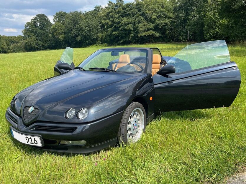 Alfa Romeo Spider 139.500 km 5.950 € Essen 45277