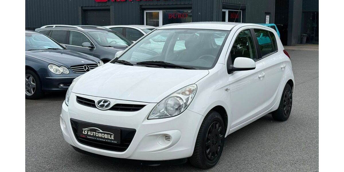 Hyundai i20 132.940 km 3.850 &euro; Dortmund 44147