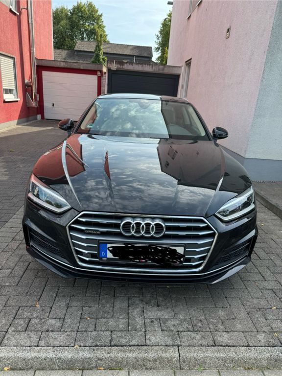 Audi A5 89.000 km 30.000 € Schwerte 58239