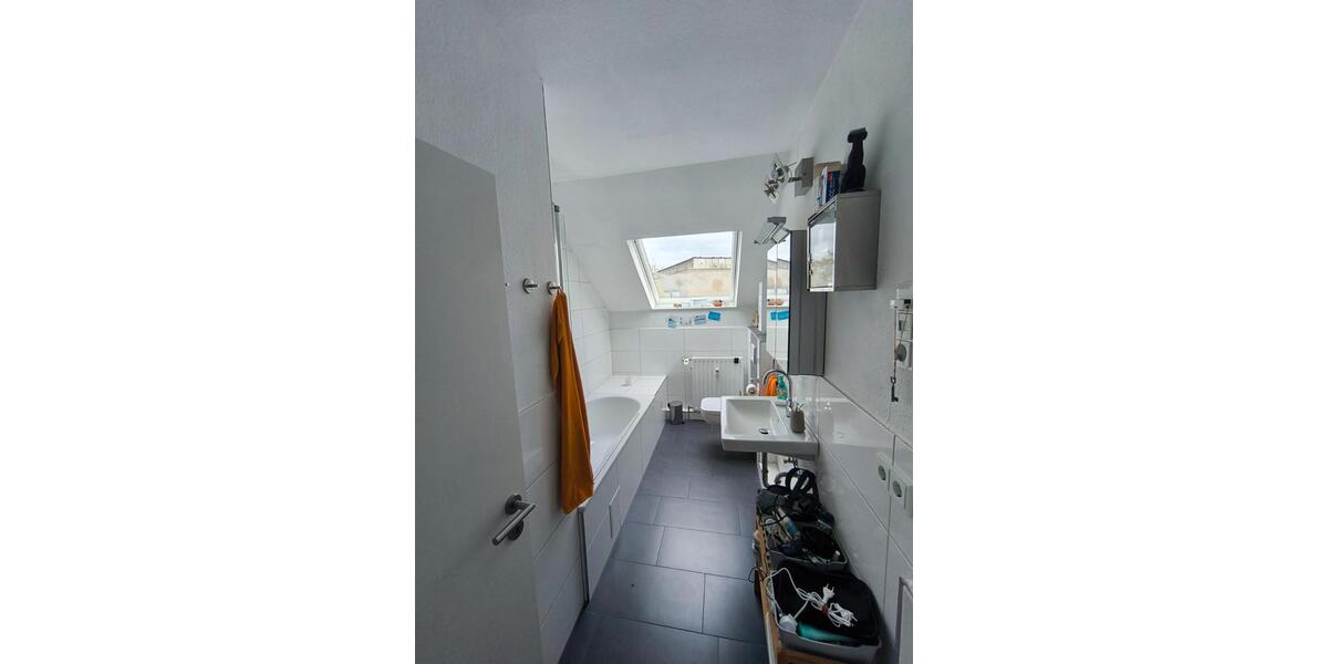 Dachgeschoßwohnung Dortmund Aplerbeck - 6.5 Zimmer, 132 m&sup2;, 398.000&euro; | Angebot:26763383