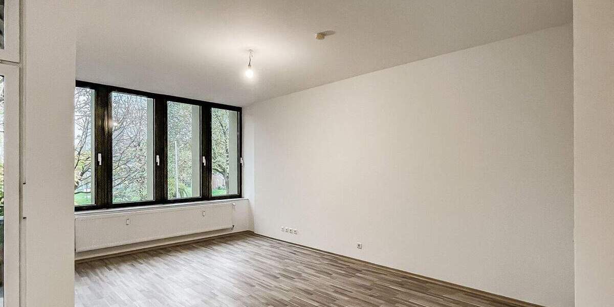 Exklusiv Wohnen in der City: 4,5 Zimmer mit Balkon - Aufzug - Tiefgarage 4 zimmer