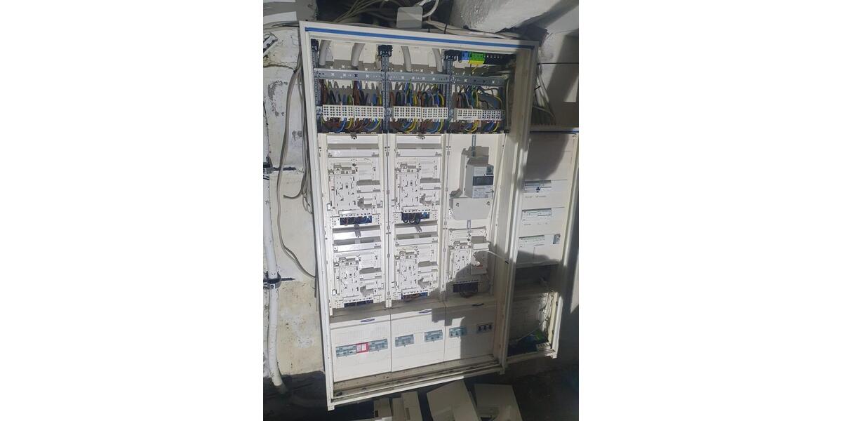 Mehrfamilienhaus, Wohnhaus Bochum Höntrop - 12 Zimmer, 229 m&sup2;, 3.000&euro; | Angebot:26029712