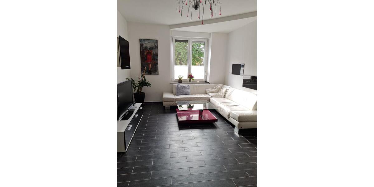 Hochparterre Hagen Hagen-Mitte - 3 Zimmer, 81 m&sup2;, 165.000&euro; | Angebot:27191527