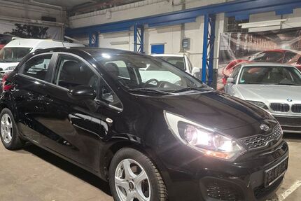 Kia Rio 147.000 km 5.490 &euro; Wuppertal 42349