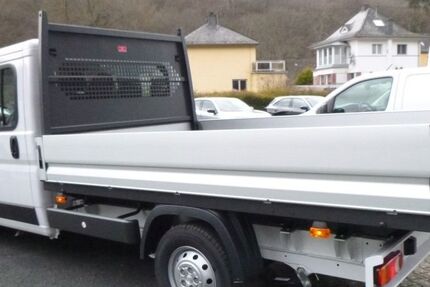 Peugeot Boxer 50.282 km 18.277 € Duisburg 47058