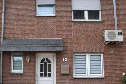 Haus zum Kaufen in Duisburg 390.000 € 130.24 m²