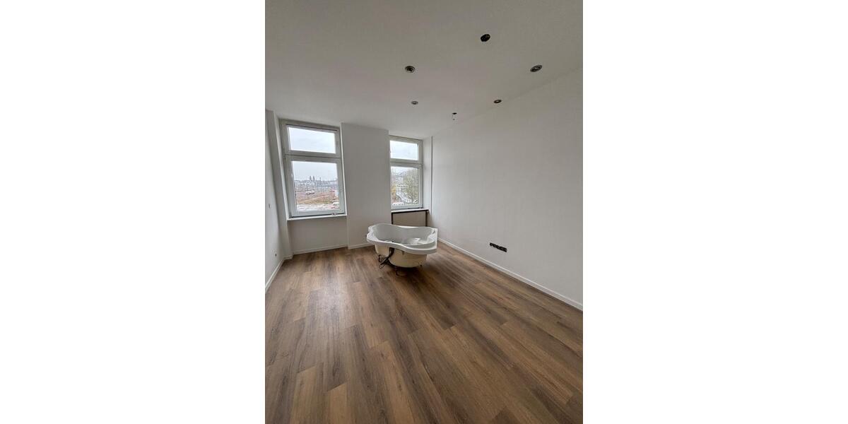 Etagenwohnung Wuppertal Arrenberg - 4 Zimmer, 80 m&sup2;, 1.070&euro; | Angebot:25650424