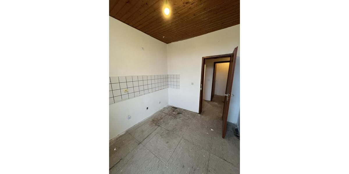 3-Zimmer Wohnung mit Balkon zu vermieten! WBS erforderlich! 3 zimmer