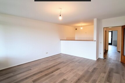 Helle Etagenwohnung mit 2 traumhaften Balkonen
