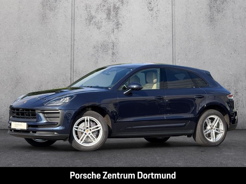 Porsche Macan 17.490 km 68.900 € Holzwickede 59439