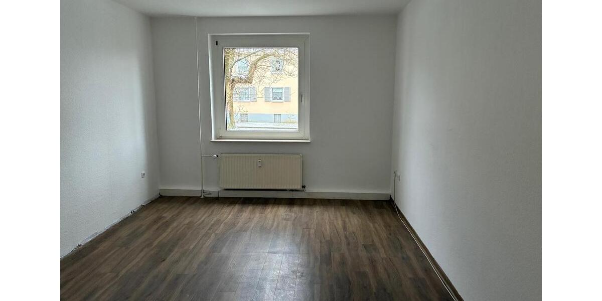 2-Zimmer-Wohnung mit Balkon & neuer Einbauküche 2 zimmer