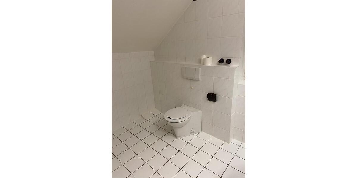 Dachgeschoßwohnung Bochum Bochum-Mitte - 2 Zimmer, 77 m&sup2;, 850&euro; | Angebot:26676634