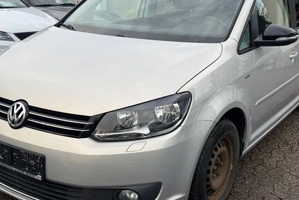VW Touran 149.803 km 7.498 &euro; Heiligenhaus 42579