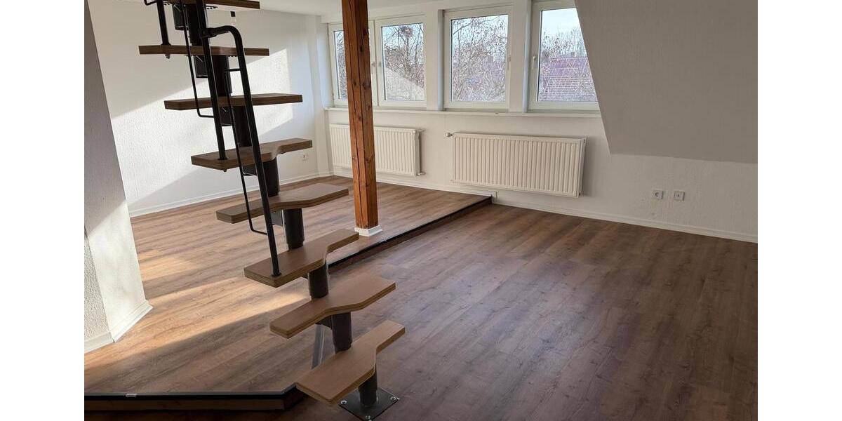 Dachgeschoßwohnung Bochum Bochum-Mitte - 2 Zimmer, 50 m&sup2;, 550&euro; | Angebot:25780025