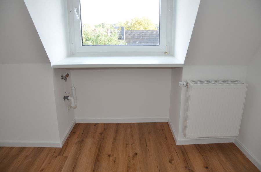 PRIVAT: Moderne 2,5 Zi. Dachgeschoss-Wohnung in ruhiger zentraler Top-Lage Alsenviertel, ohne Balkon - Dachgeschoßwohnung Bochum Innenstadt | Angebot:27501609