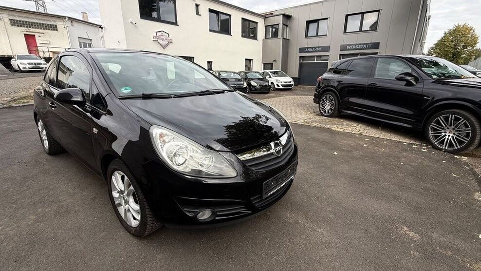 Opel Corsa 177.000 km 2.890 € Dortmund 44147