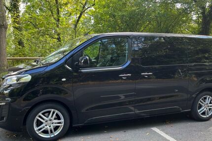 Peugeot Traveller 100.500 km 28.000 &euro; Essen 45239