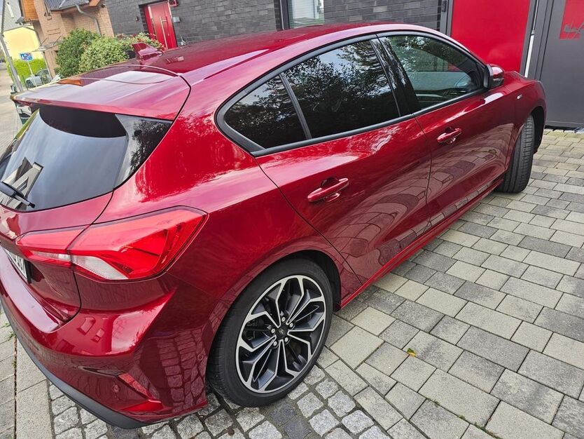 Ford Focus 28.680 km 19.800 € Herne 44651